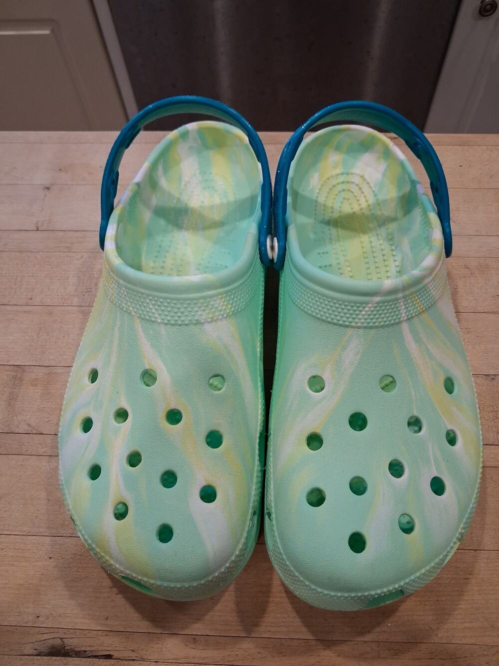 Crocs Margaritaville Jimmy Buffet clogs, men's 11